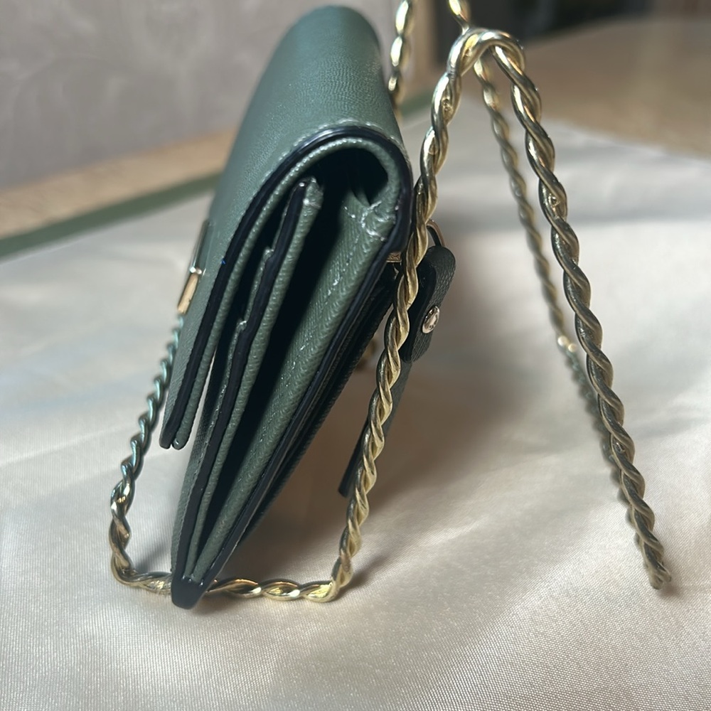 Kate Spade Petty Laurel Way Wallet - Picture 3 of 11